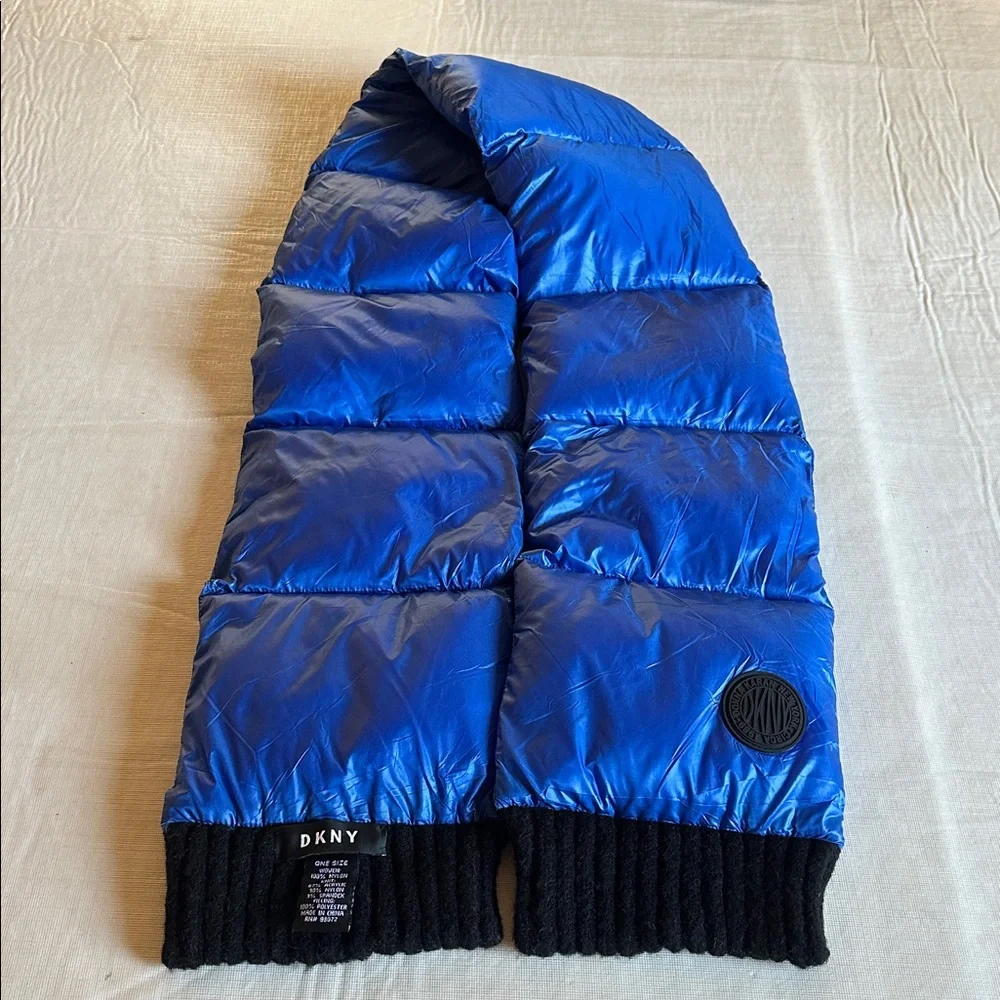 DKNY Quilted Puffer Scarf, One Size - Picture 4 of 9